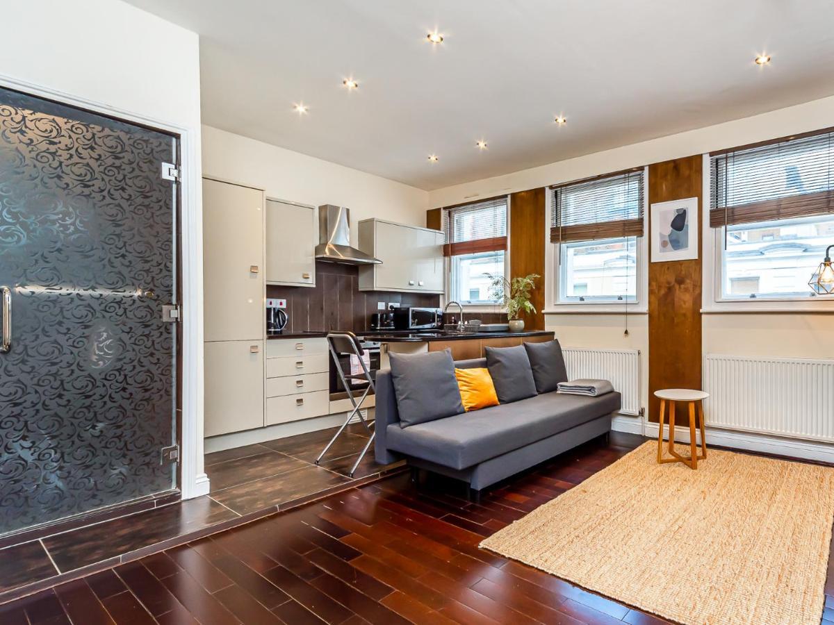 Pass The Keys Beautiful Museum Street Apartment London Exterior photo